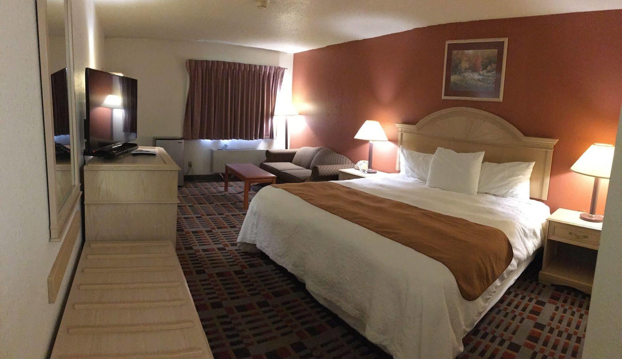 Daleville Anderson Chesterfield Travel Inn מראה חיצוני תמונה